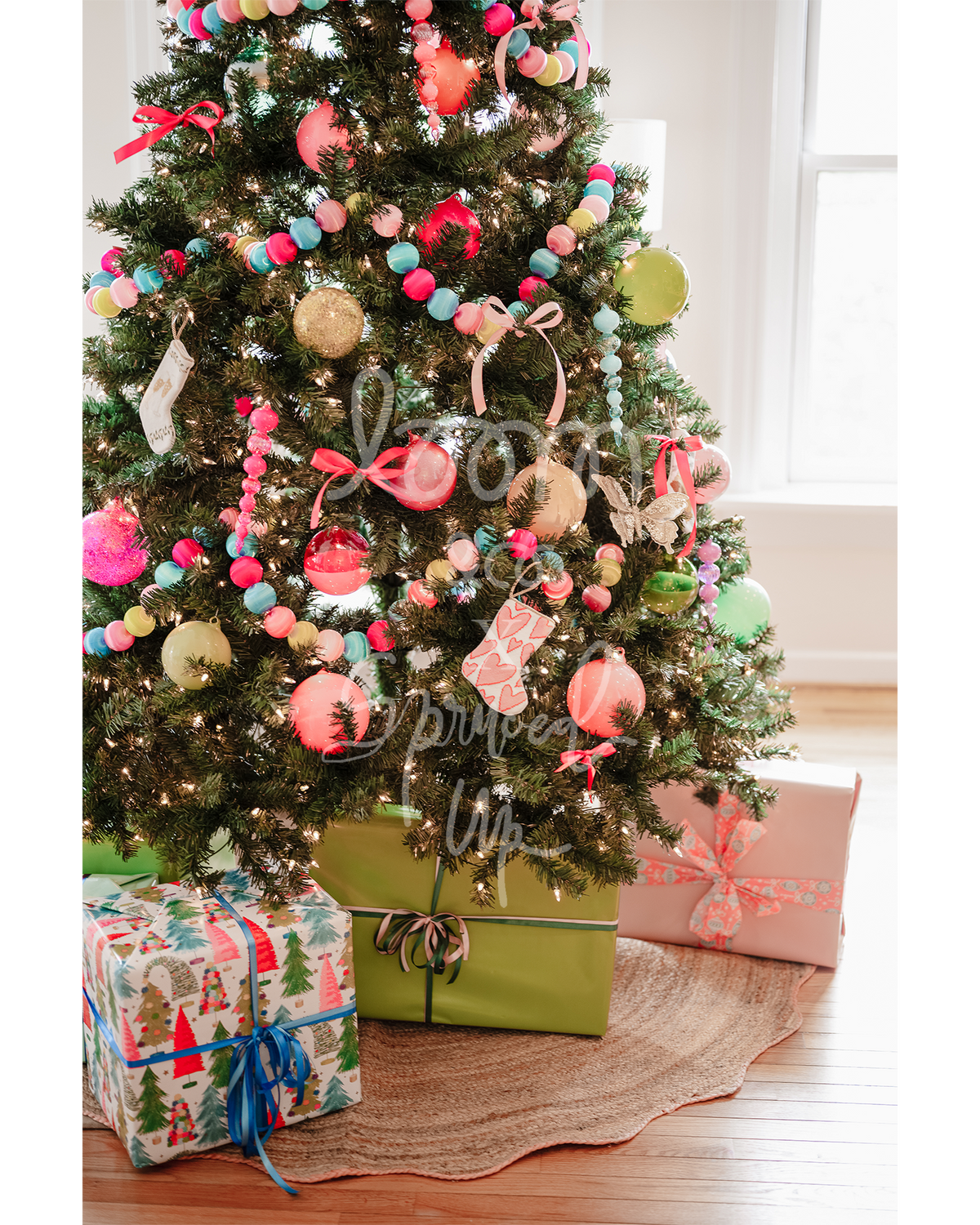 loom & co x spruced up tree skirt | peony