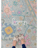 The Daydreamer | Lucy