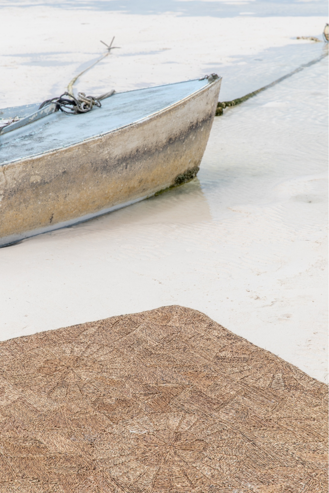 Loom & Co x India Hicks | Joker's Rosette | Abaca